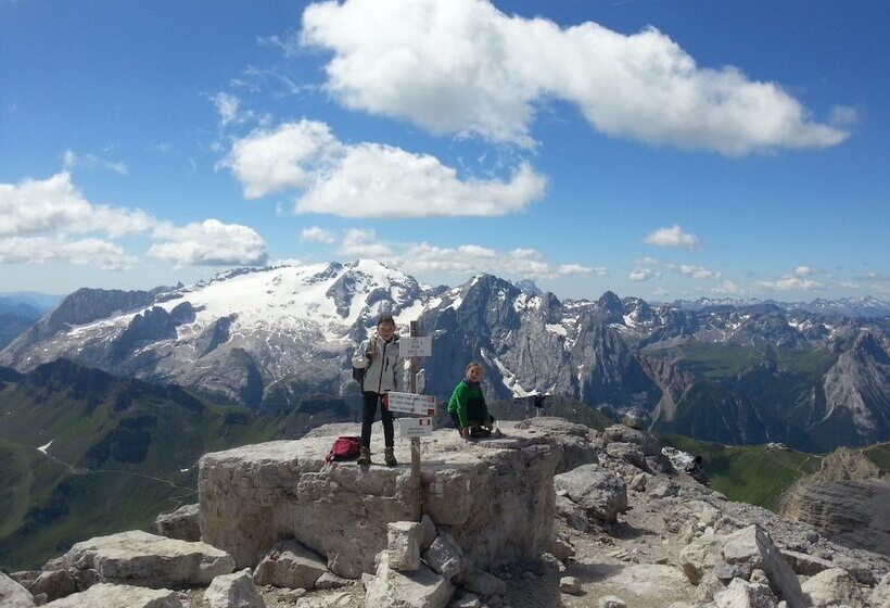 هتل Abinea Dolomiti Romantic Spa