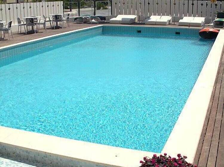 בית מלון כפרי Alba