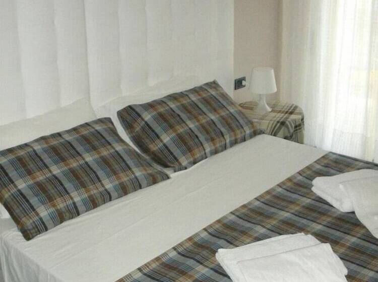 בית מלון כפרי Alba