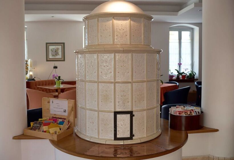 בית מלון כפרי Albergo Al Salus