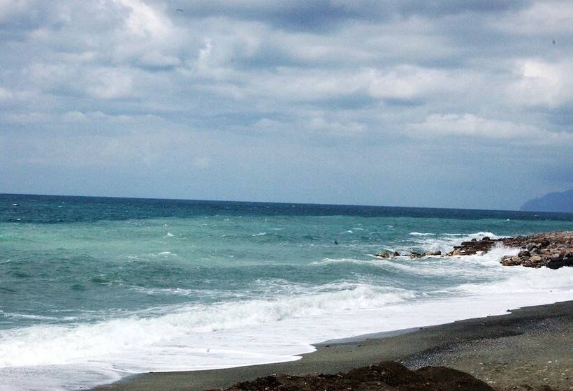 هتل Albergo La Lampara