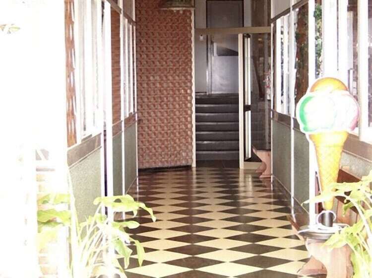 هتل Albergo La Lampara