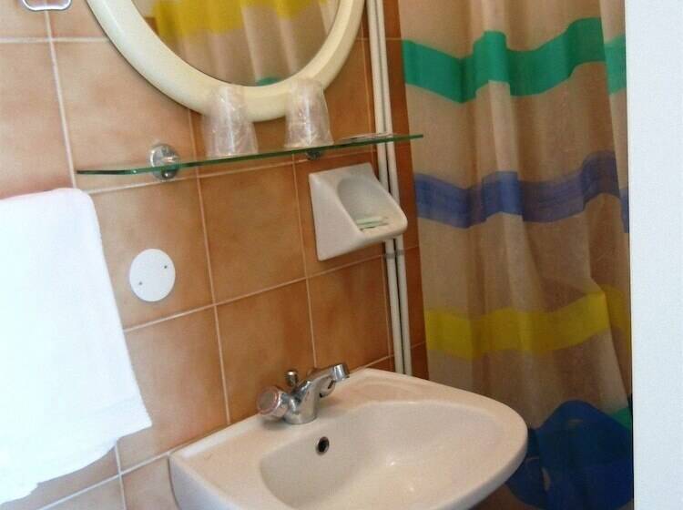 فندق Albergo La Lampara