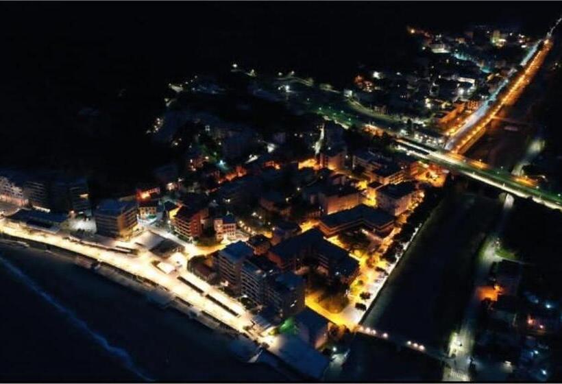 فندق Albergo La Lampara