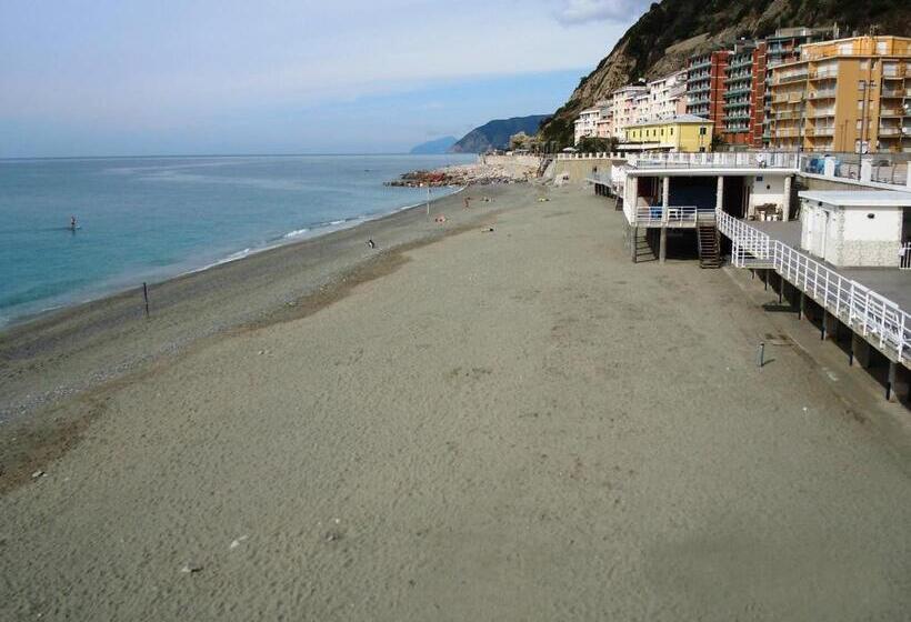 هتل Albergo La Lampara