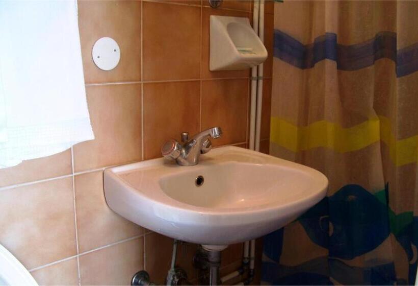 هتل Albergo La Lampara