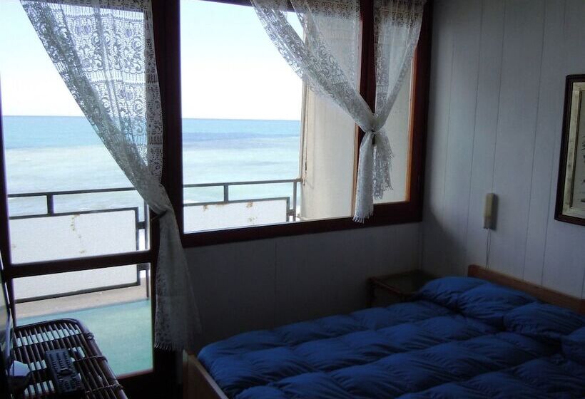 هتل Albergo La Lampara