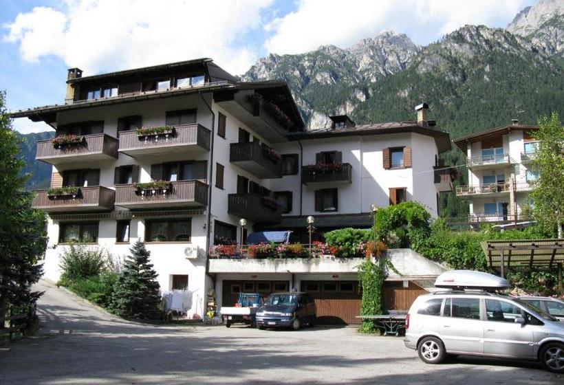 هتل Albergo Miravalle
