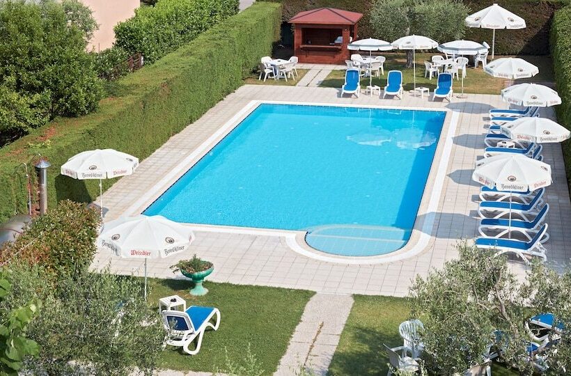 בית מלון כפרי Andreis