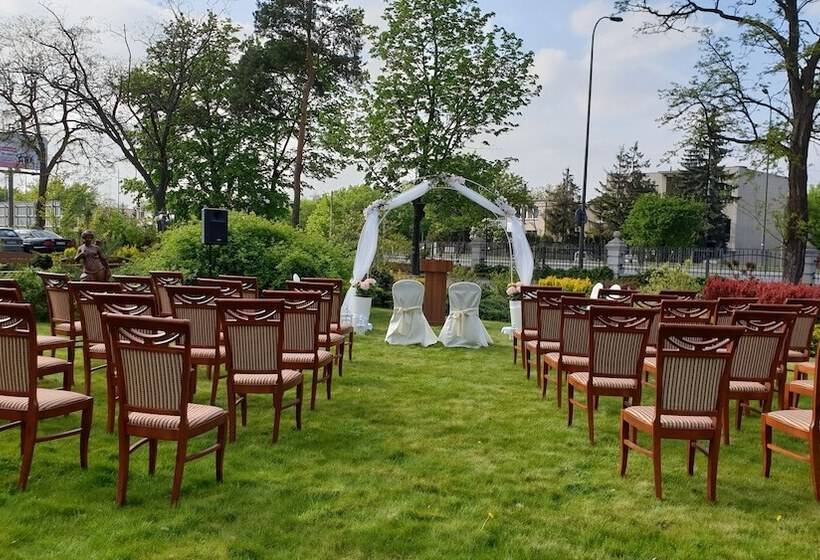 هتل Arkadia Royal