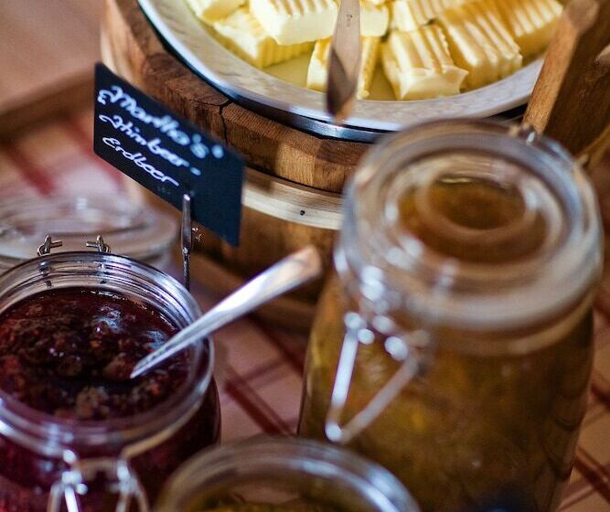 ホテル Arosa Vetter