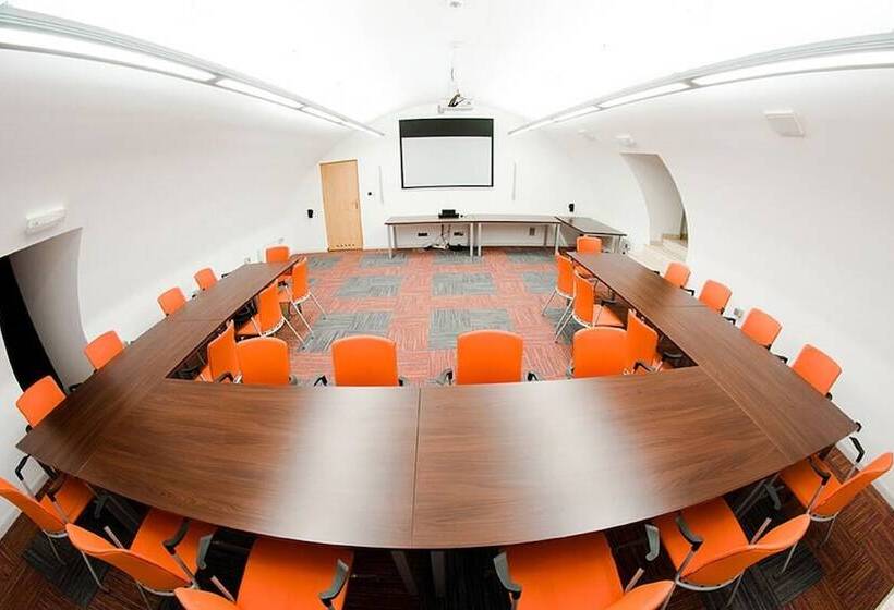 酒店 Artus  Old Town