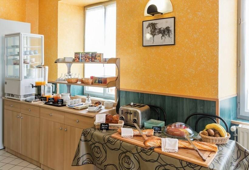 호텔 Auberge Du Cheval Blanc