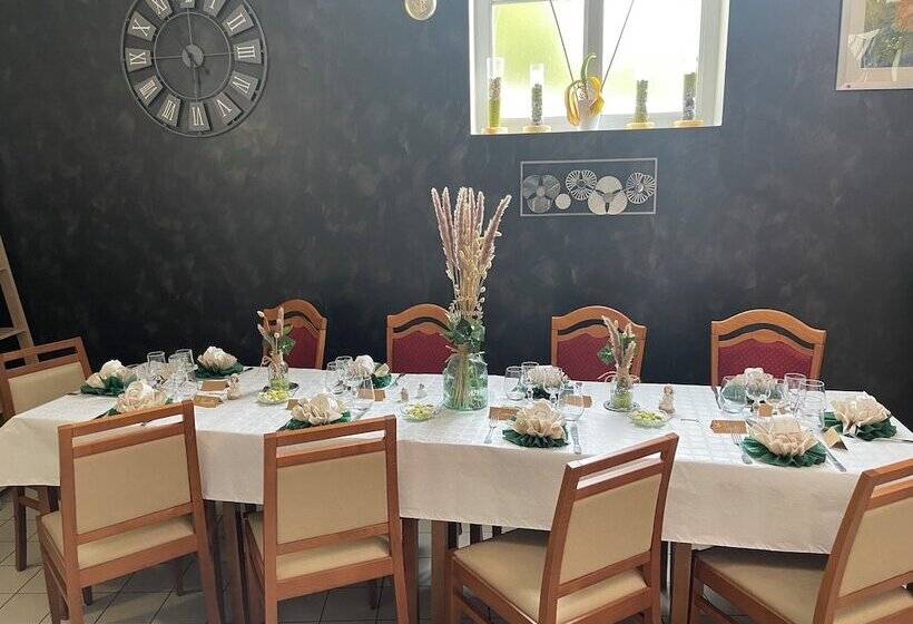 호텔 Auberge Du Cheval Blanc