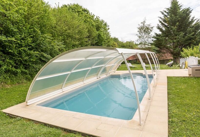 호텔 Auberge Du Cheval Blanc