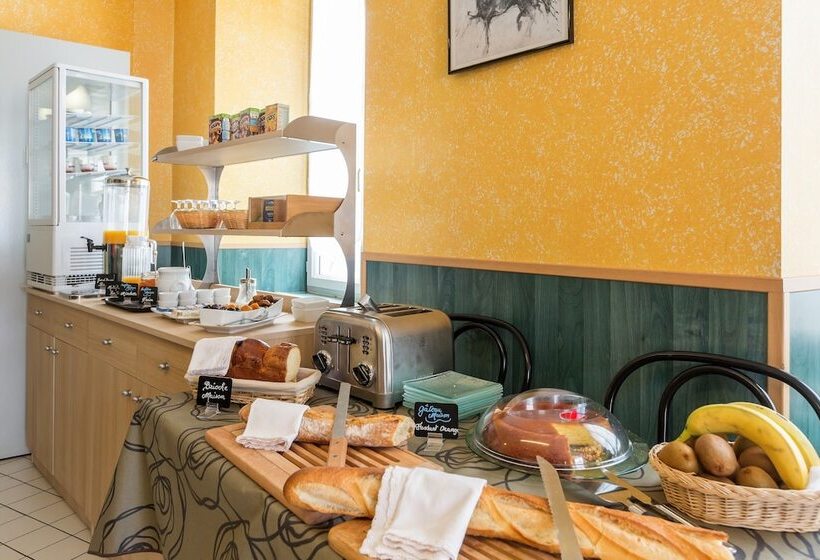 호텔 Auberge Du Cheval Blanc