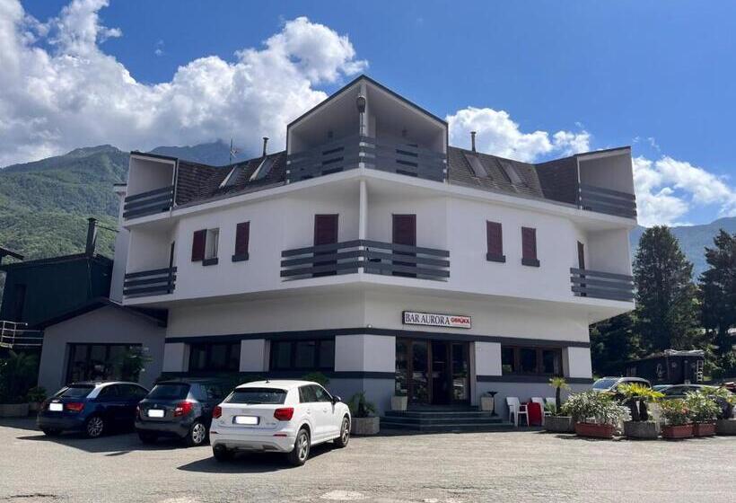 호텔 Aurora