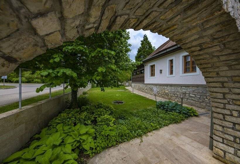 فندق Betekints Wellness