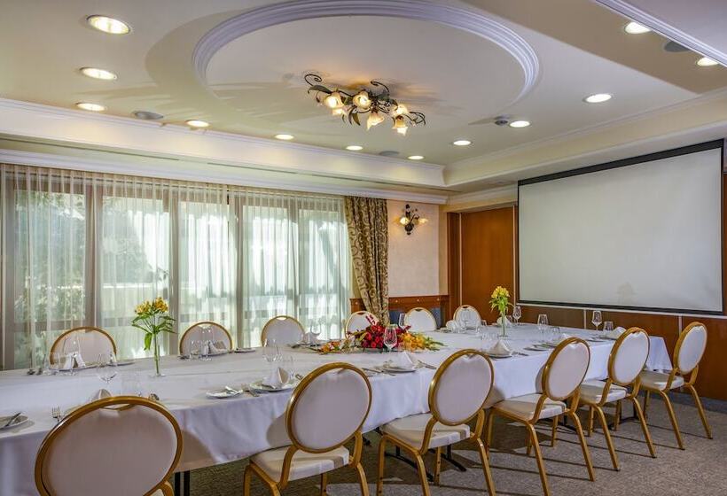 فندق Betekints Wellness