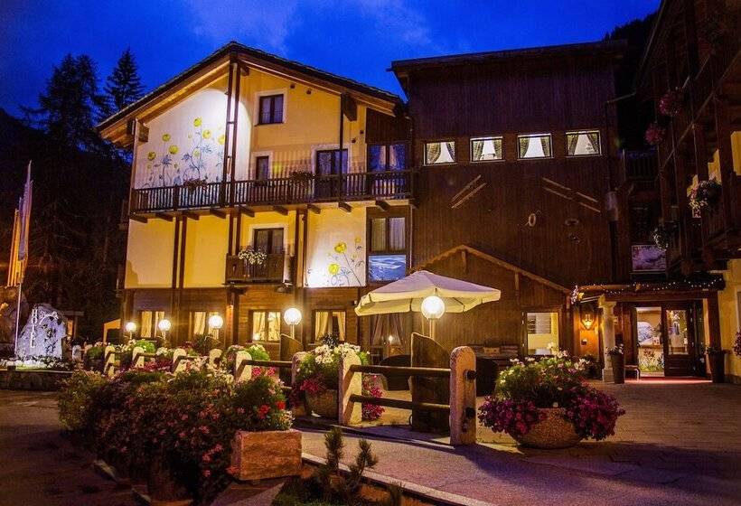 فندق Boton D Or & Wellness A La Thuile