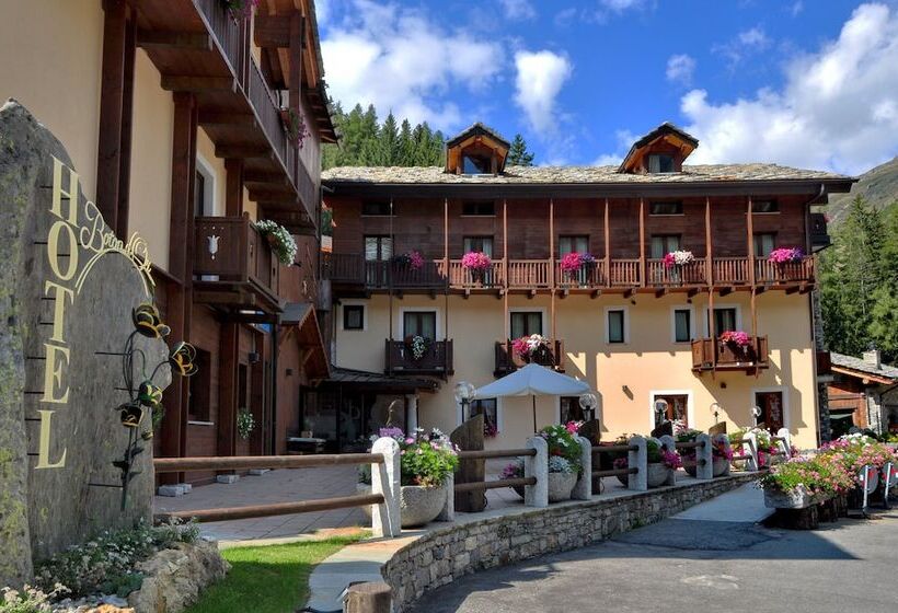 فندق Boton D Or & Wellness A La Thuile