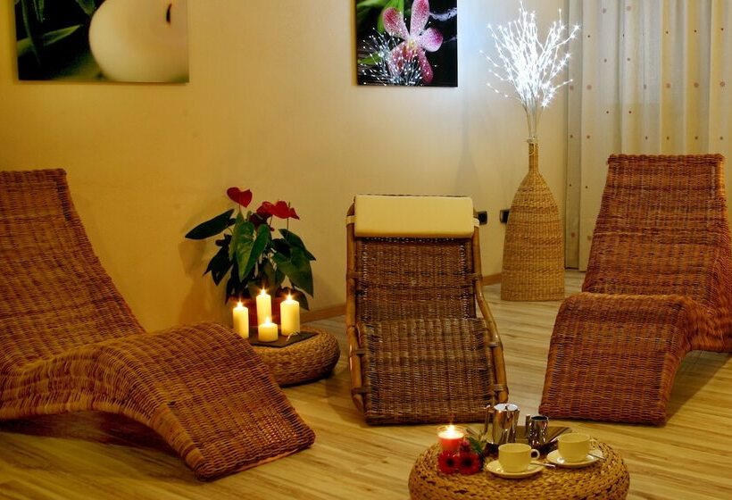 فندق Boton D Or & Wellness A La Thuile