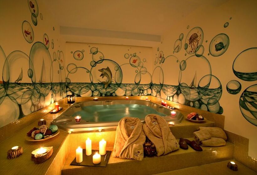 فندق Boton D Or & Wellness A La Thuile