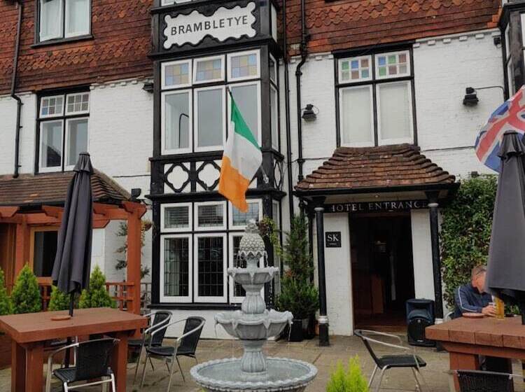 בית מלון כפרי Brambletye