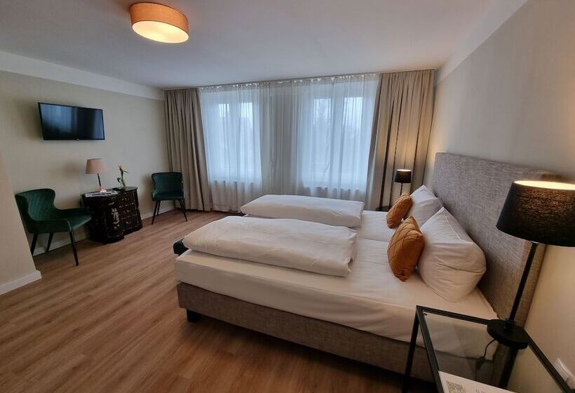 Отель Burg Wanzleben