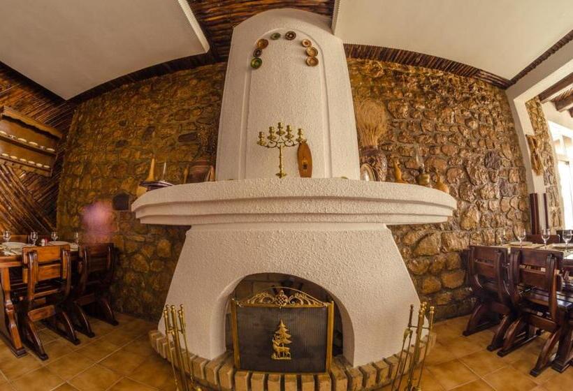 בית מלון כפרי Cabana Trei Brazi