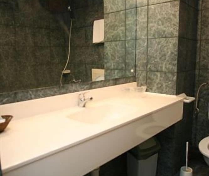 בית מלון כפרי Cabana Trei Brazi