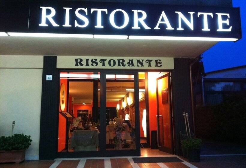 Отель Cavalieri Del Tau