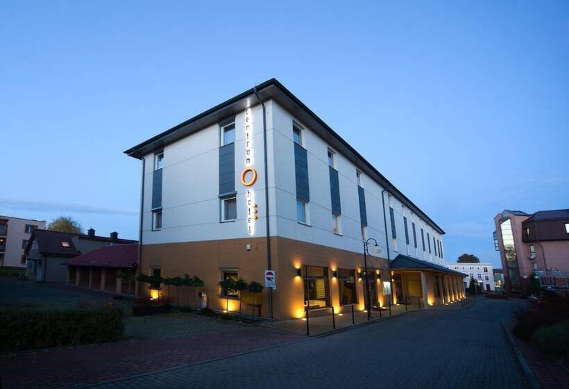 فندق Centrum