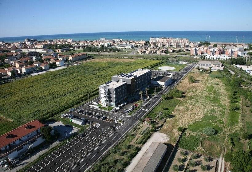 Отель Cosmopolitan