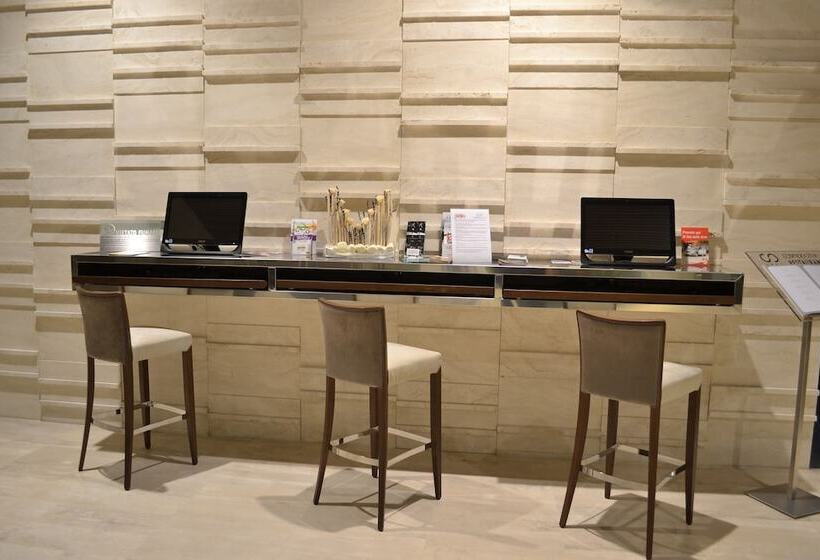 Отель Cosmopolitan