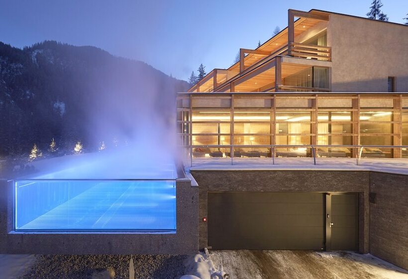 בית מלון כפרי Cristallo  Wellness Mountain Living