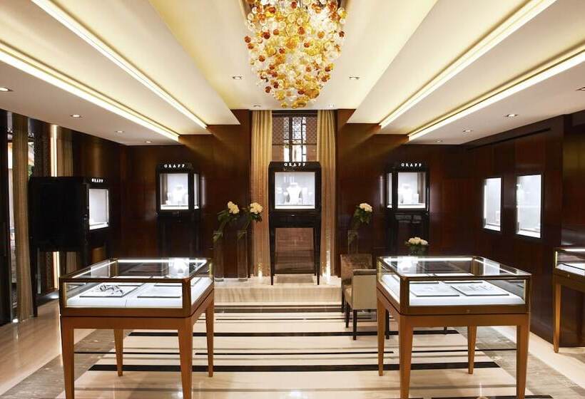 هتل Delaire Graff Lodges And Spa