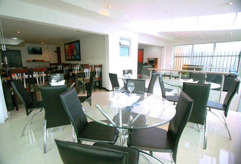 酒店 Expo Inn Embajada