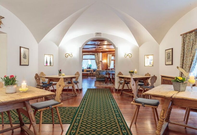 Отель Franceschi Park