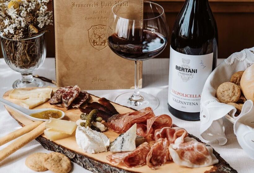 Отель Franceschi Park