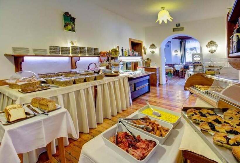 Отель Franceschi Park