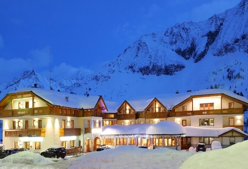 בית מלון כפרי Gardenia