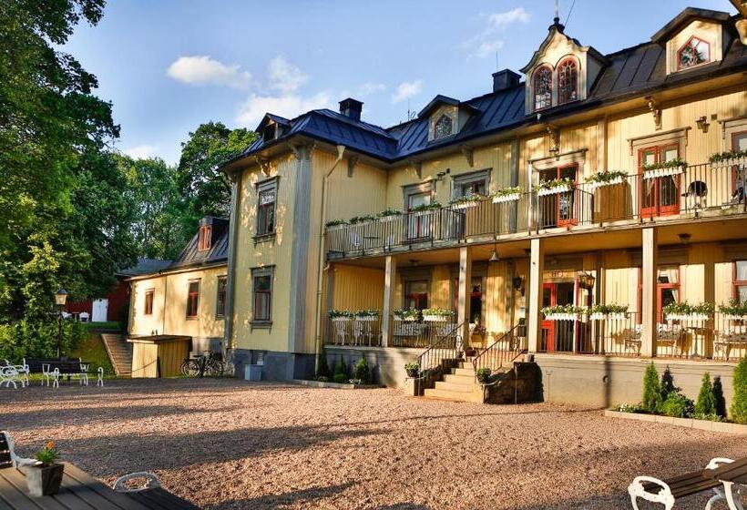호텔 Hennickehammars Herrgård