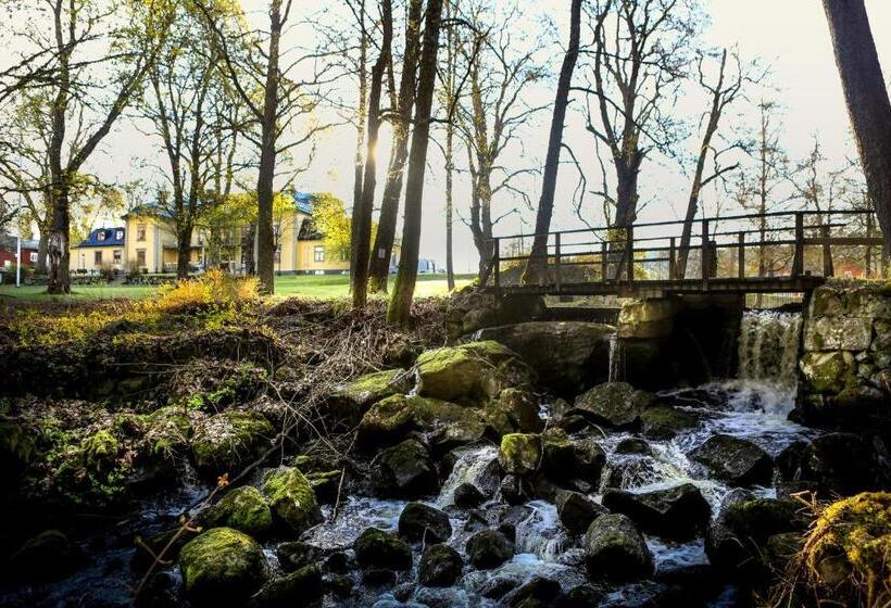 호텔 Hennickehammars Herrgård