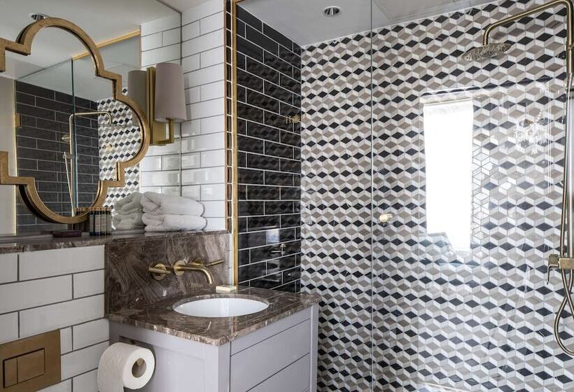 فندق Henrietta House, A Member Of Radisson Individuals