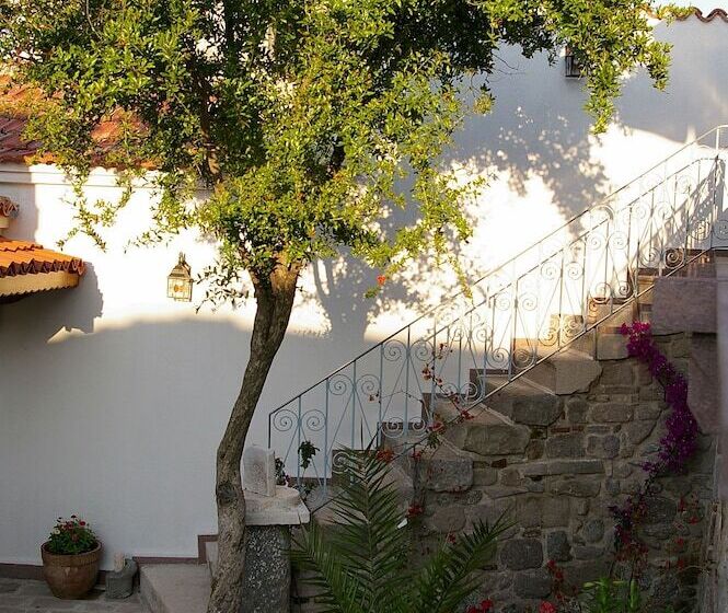 Hera Boutique Hotel   Boutique Class