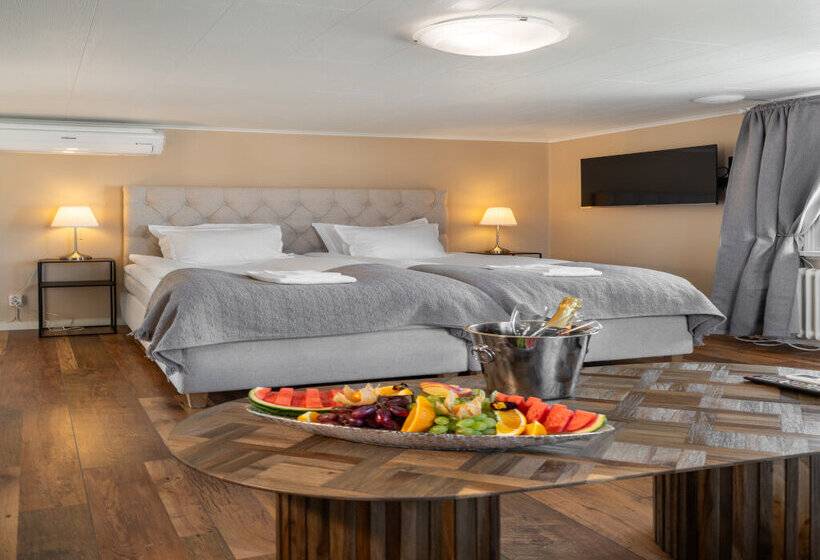 בית מלון כפרי Himmelsby Spa & Konferens