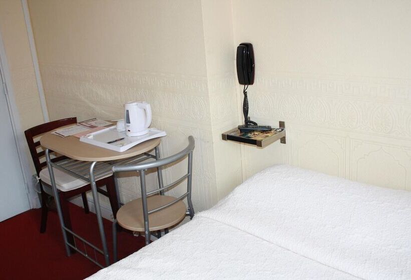 Отель Hôtel Alexandra Centre Ville