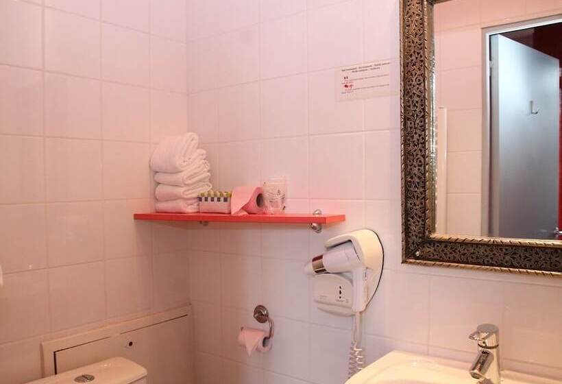 هتل Hôtel Latino Reims Centre