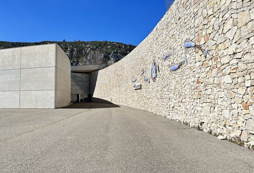 ホテル Hôtel Le Colombier